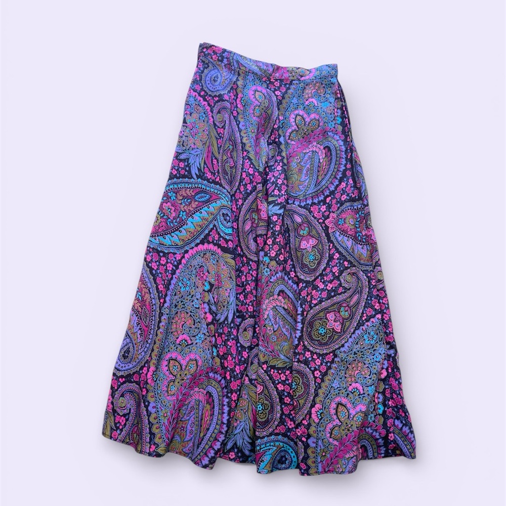 Chemisette LTD Vintage Paisley Patterned Multicolor Midi Skirt